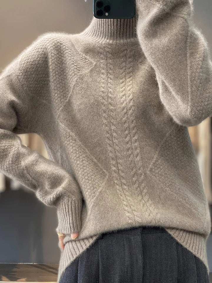 Serafina | Maglione a trecce con collo alto