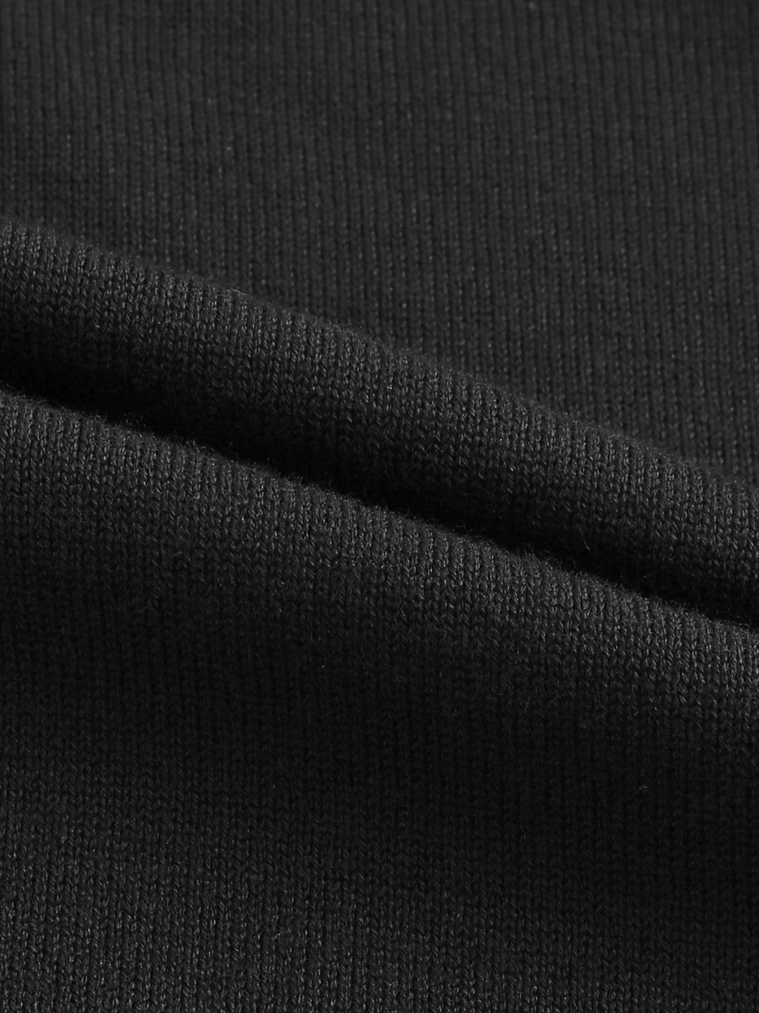 Noemi | Cardigan Nero con Cappuccio e Bottoni