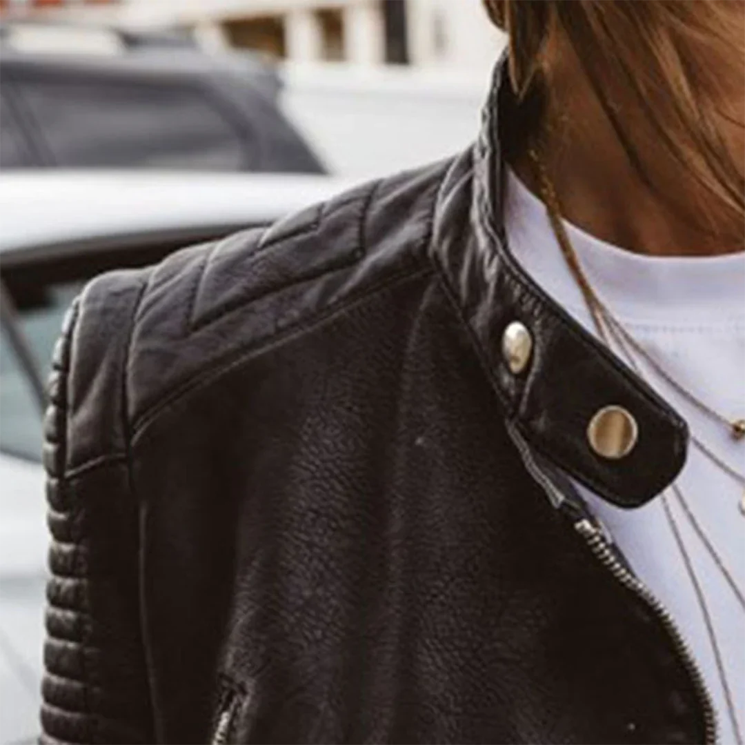 Alessandra | Giacca Biker in Ecopelle Nera
