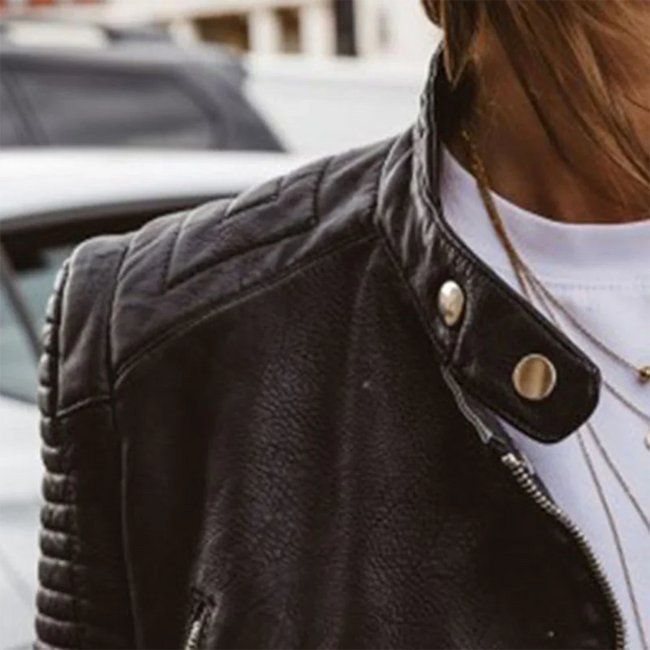 Alessandra | Giacca Biker in Ecopelle Nera