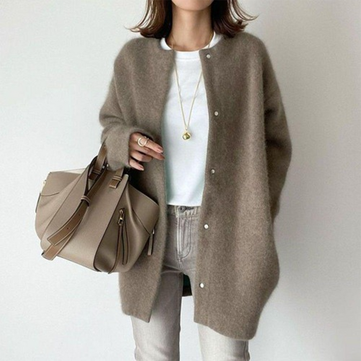Alicia | Cardigan lungo in maglia morbida
