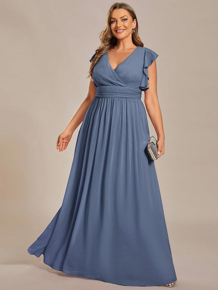 Liliana | Abito da damigella in chiffon con maniche plissettate e scollatura sul retro