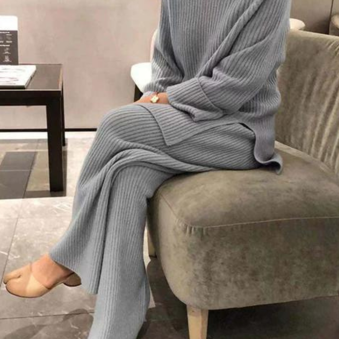 Samantha | Completo in Maglia con Maglione e Pantaloni