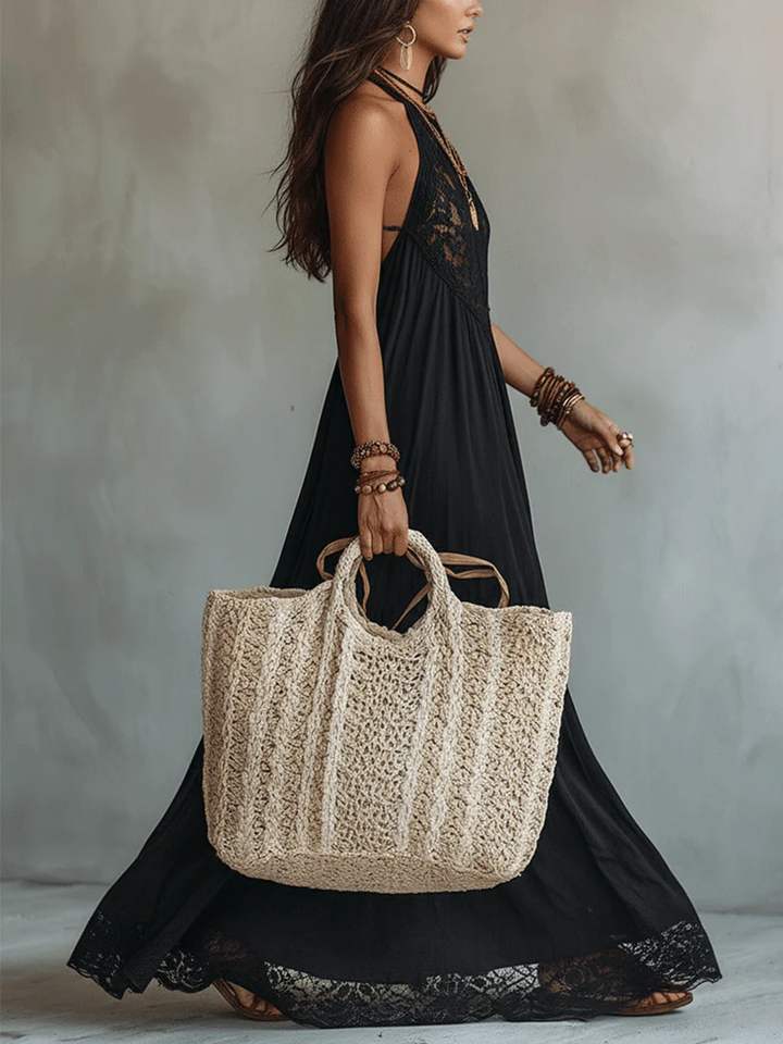 Adalgisa | Abito Maxi Nero Boho Senza Maniche Bordato di Pizzo