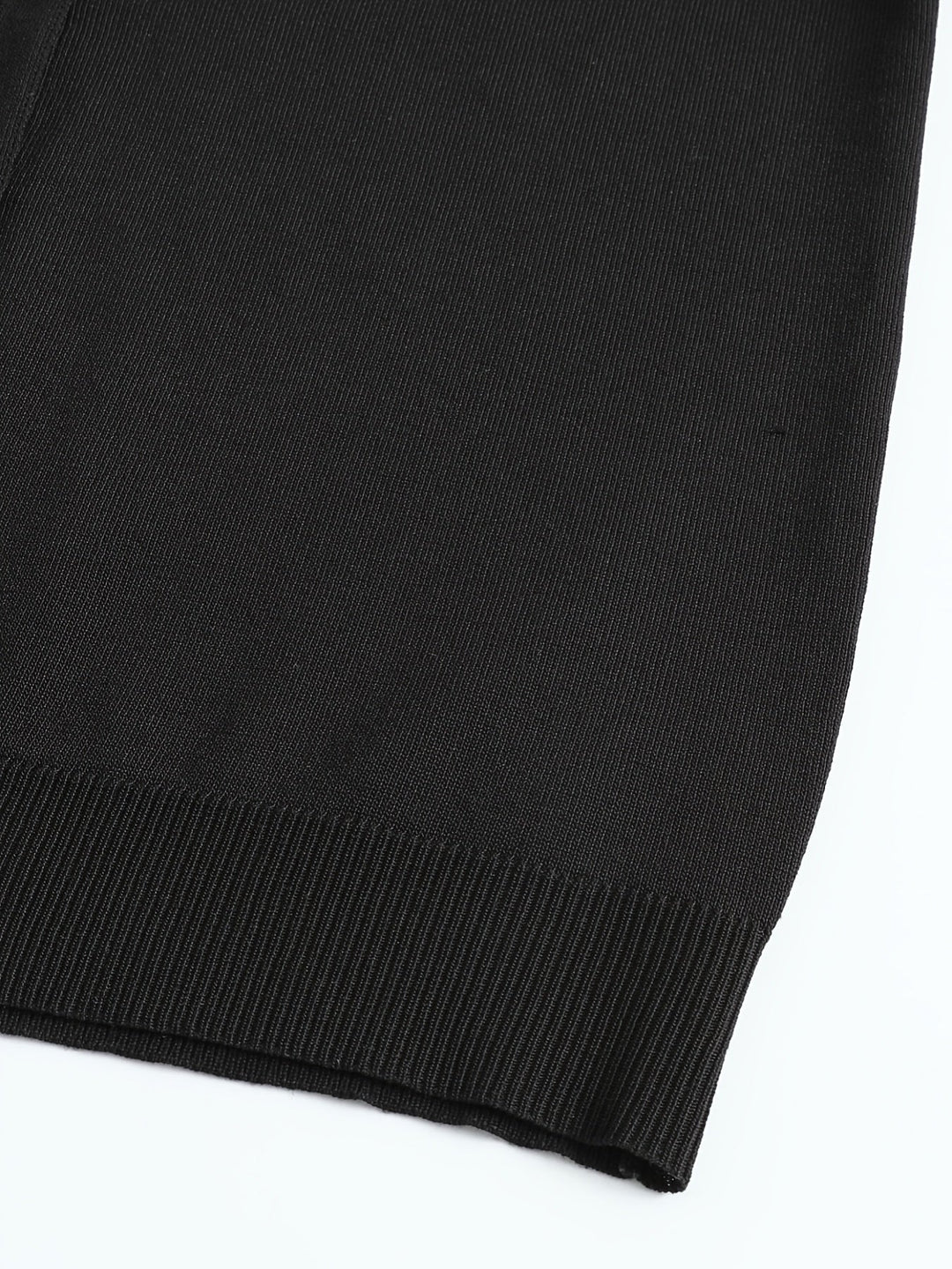 Noemi | Cardigan Nero con Cappuccio e Bottoni