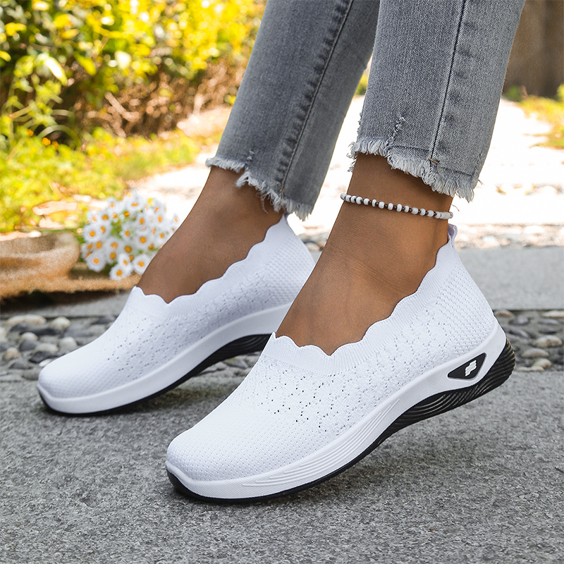 Livia Cushioned Mesh Walking Shoes